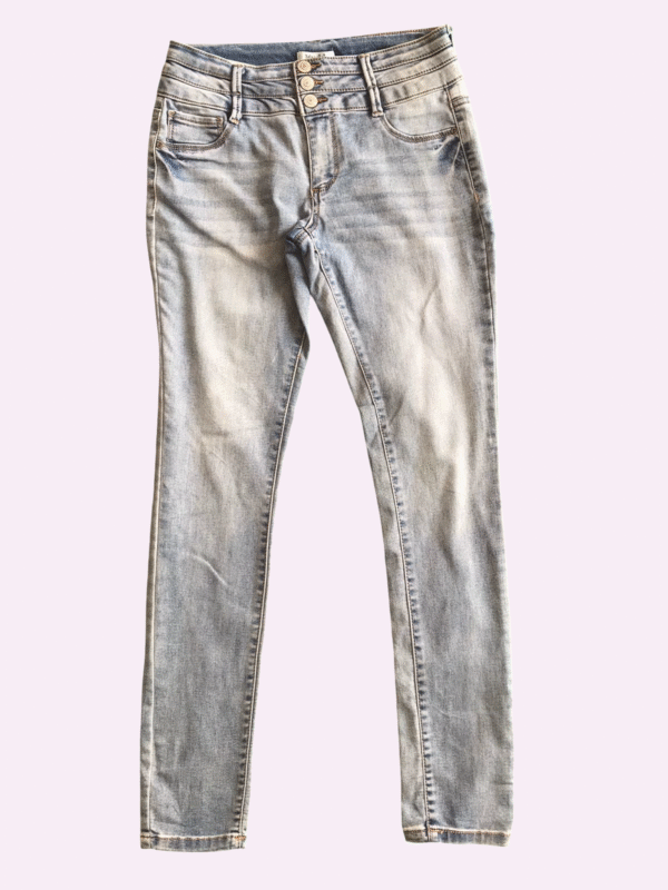 MUDD Jeans